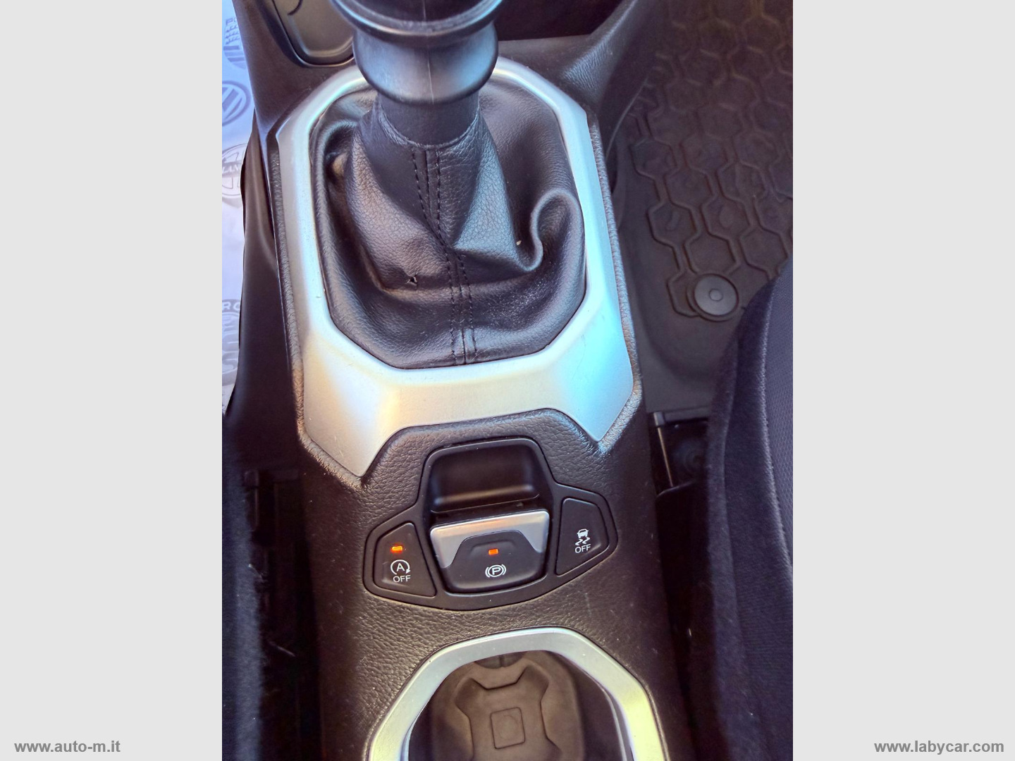 Renegade 1.6 Mjt 120CV Limited - immagine 11