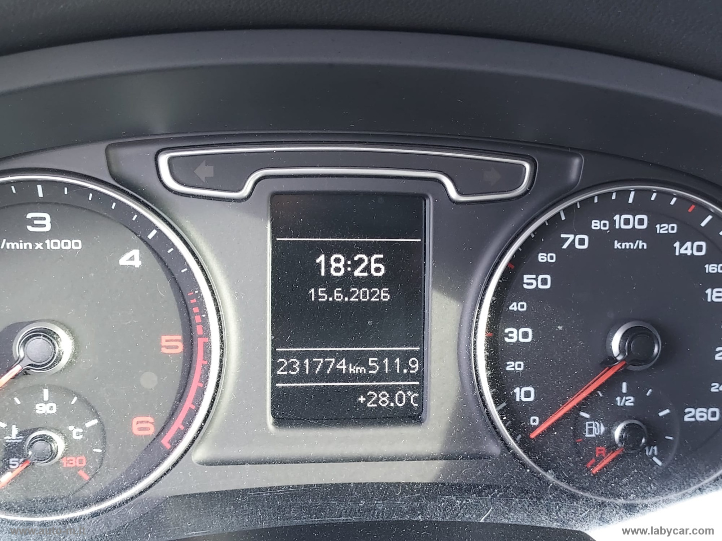 Q3 2.0 TDI S Line Edition - immagine 11