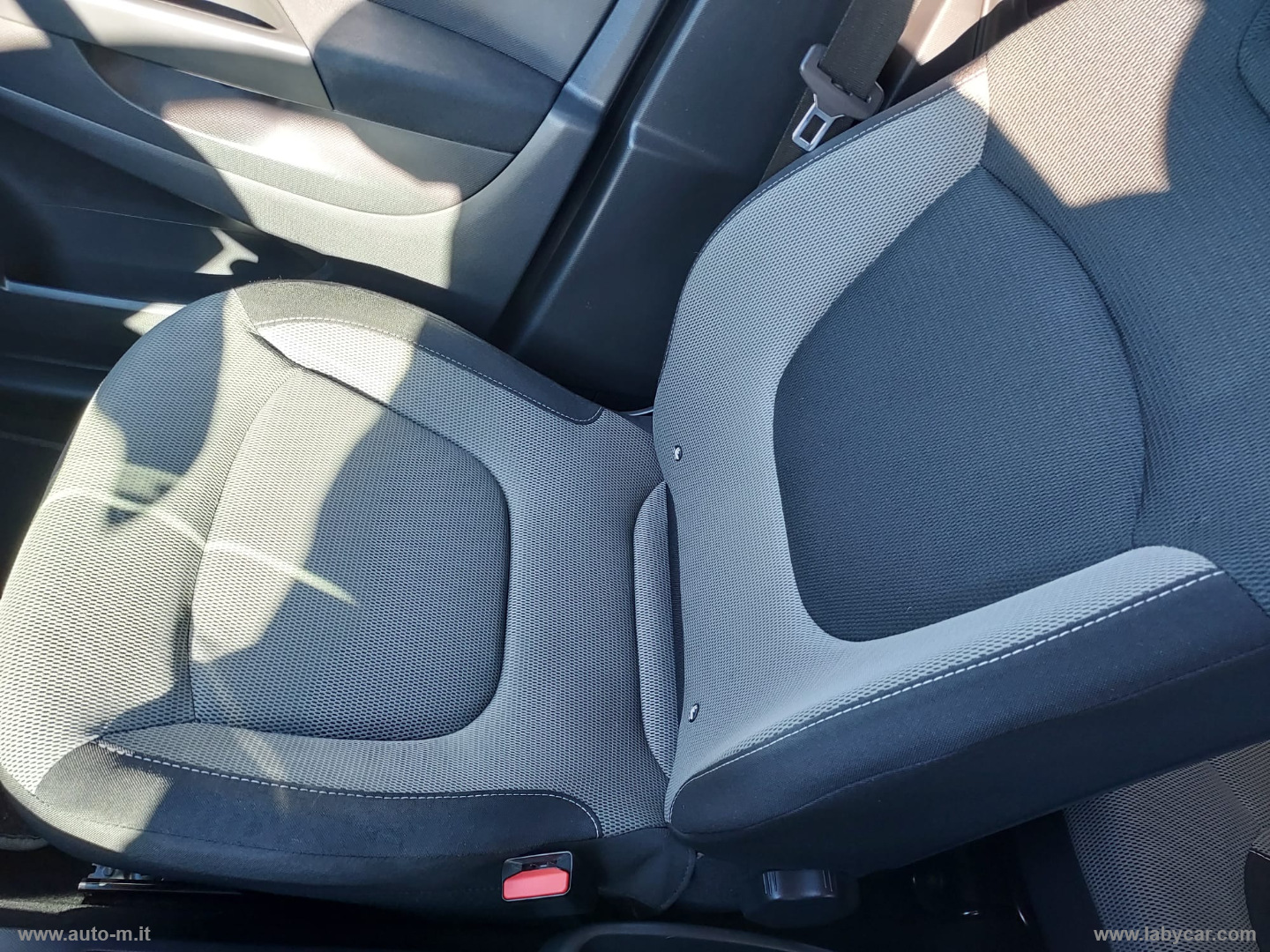 Captur 1.5 dCi 8V 90 CV S&S Ener. R-Link - immagine 11