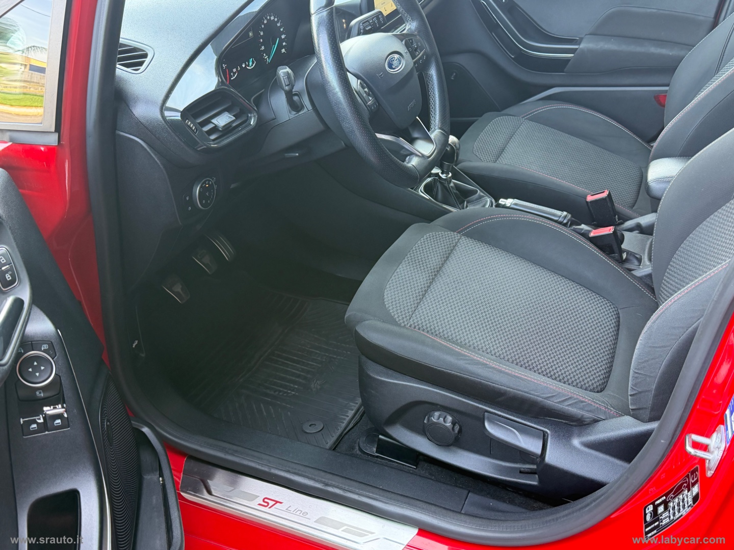 Fiesta 1.5 TDCi 120 CV 5p. ST-Line - immagine 11