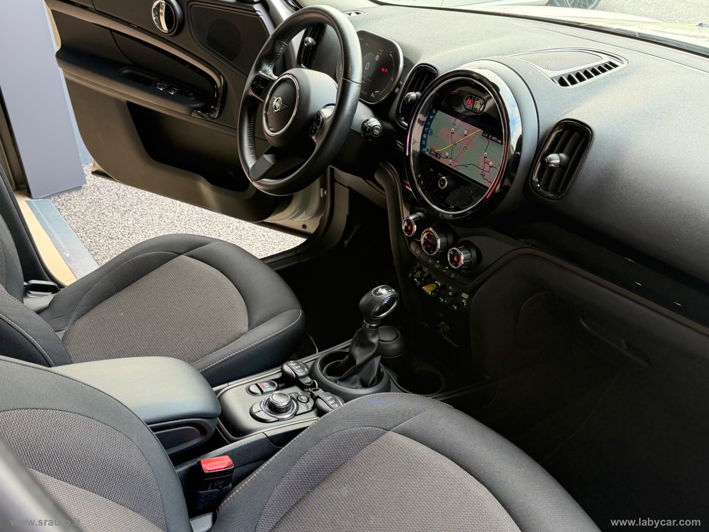 Mini Cooper SE Countryman ALL4 Aut. - immagine 11