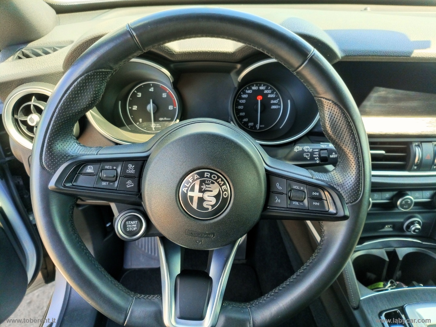 Stelvio 2.2 T.d. 190 CV AT8 Q4 SUPER - immagine 11