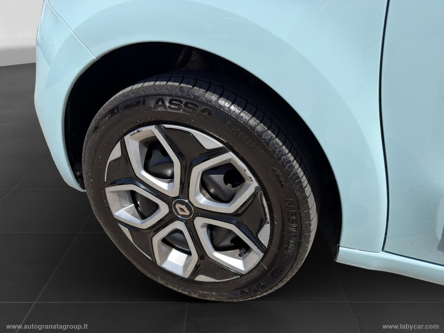 Twingo SCe 65 CV Intens PARI NUOVO! - immagine 11