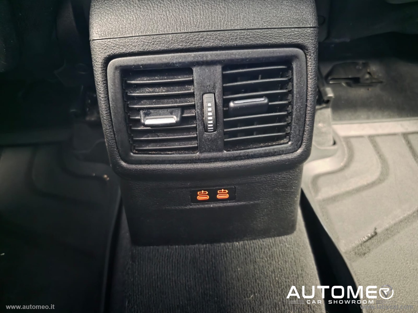 X1 XDrive18d Advantage - immagine 11