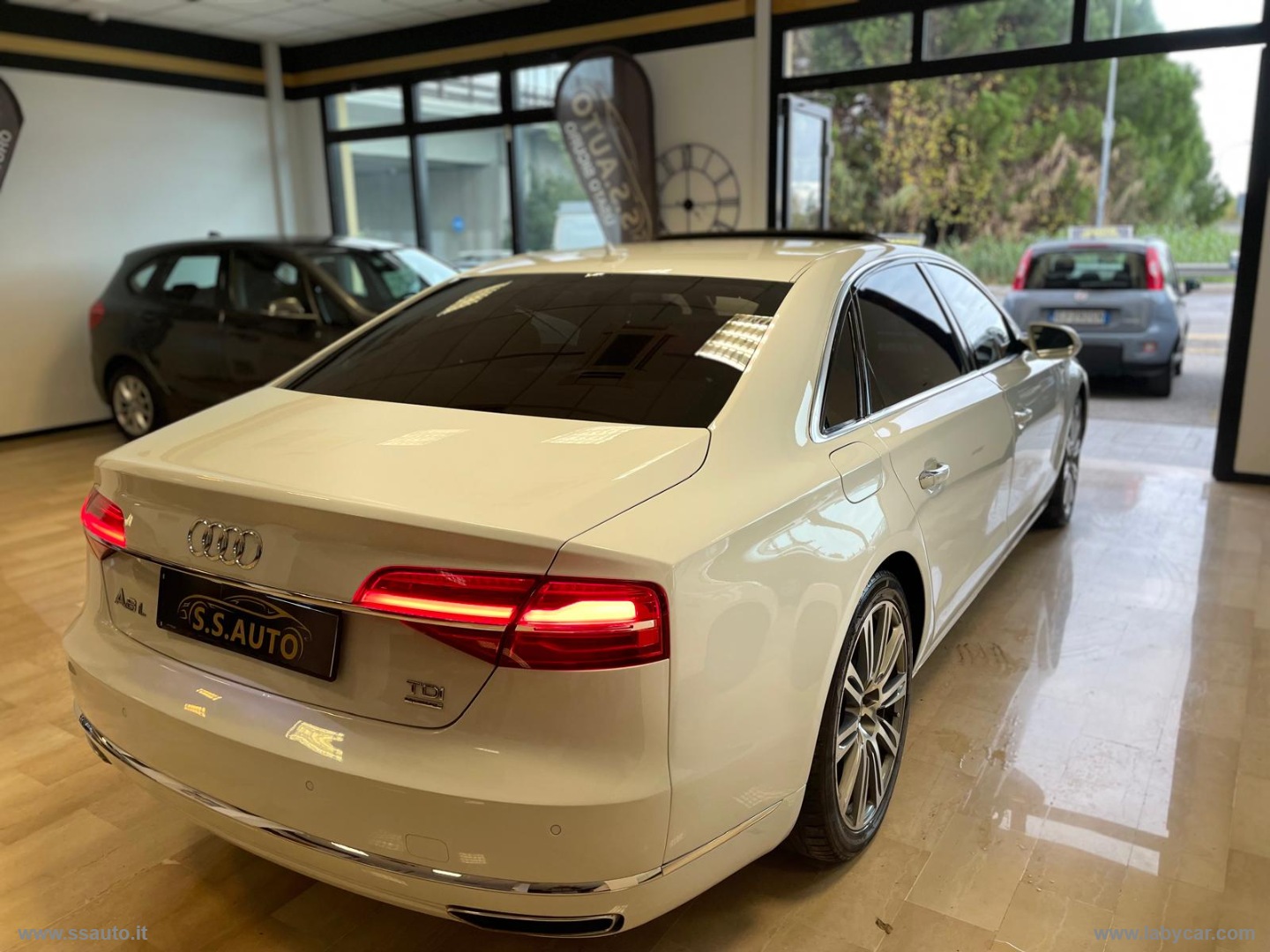 A8 L 4.2 V8 TDI 385CV quattro tip. VETTURA IMPECCABILE ED INTROVABILE!! - immagine 11