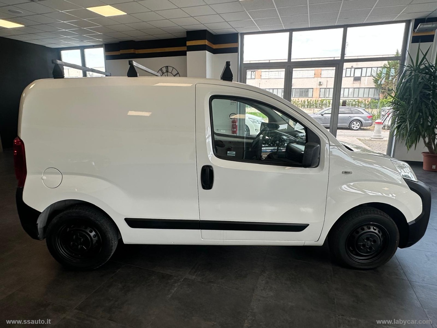 Nemo 1.4 HDi 70CV Furgone - immagine 11