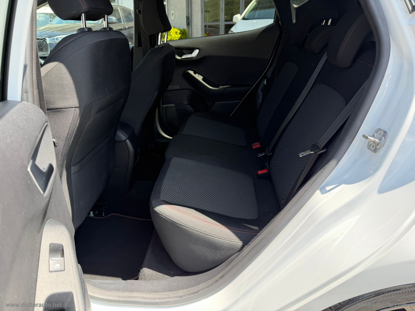 Fiesta 1.5 EcoBlue 5p. ST-Line - immagine 11