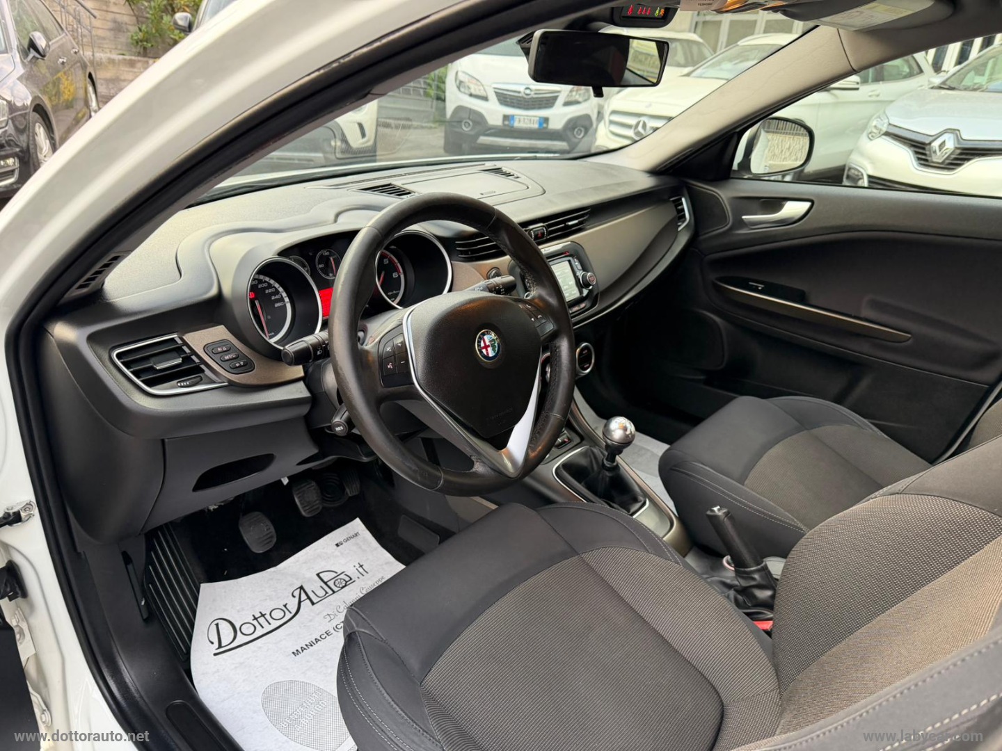 Giulietta 1.6 JTDm-2 105 CV Exclusive - immagine 11
