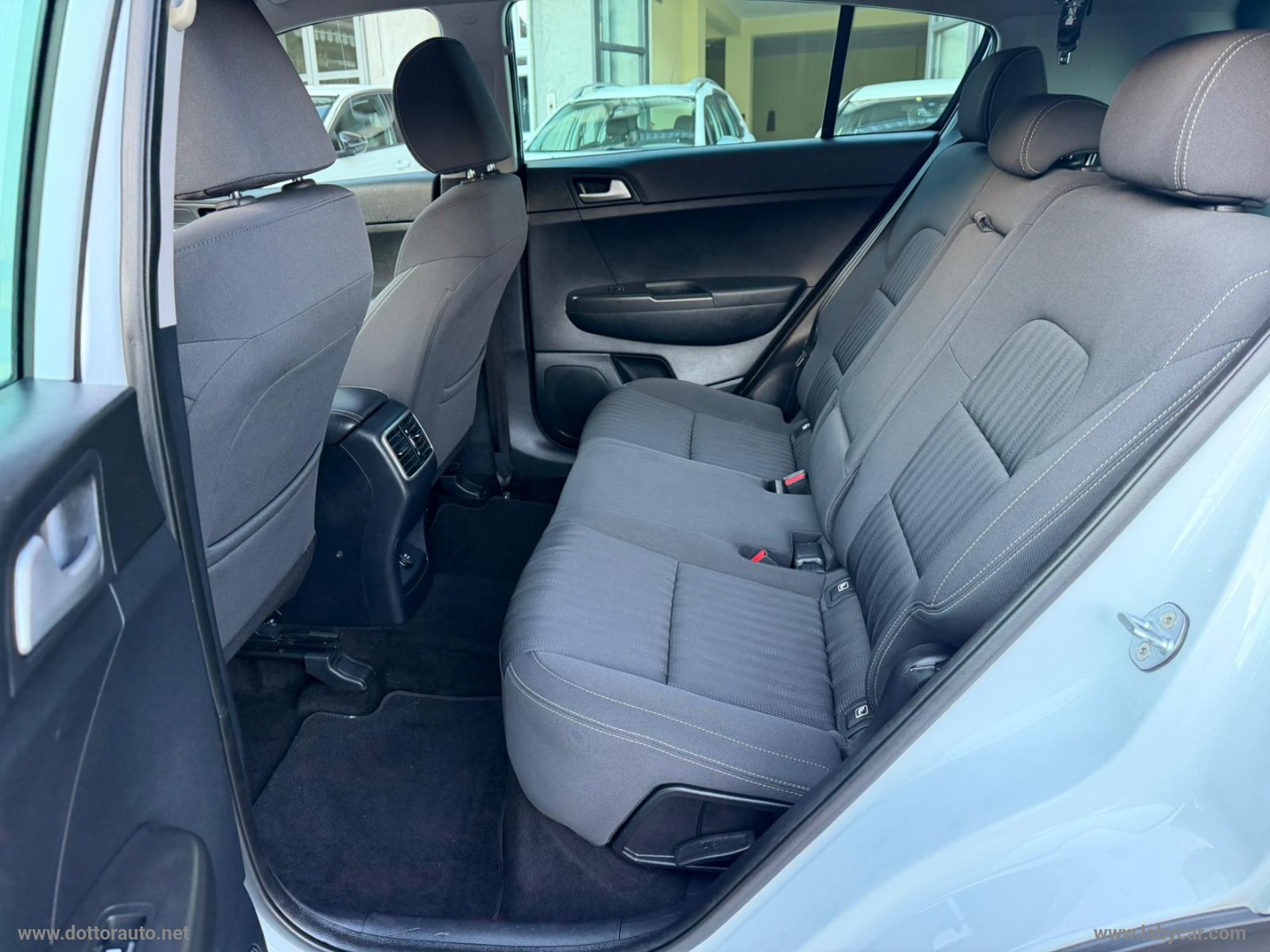 Sportage 1.7 CRDI 2WD Style - immagine 11