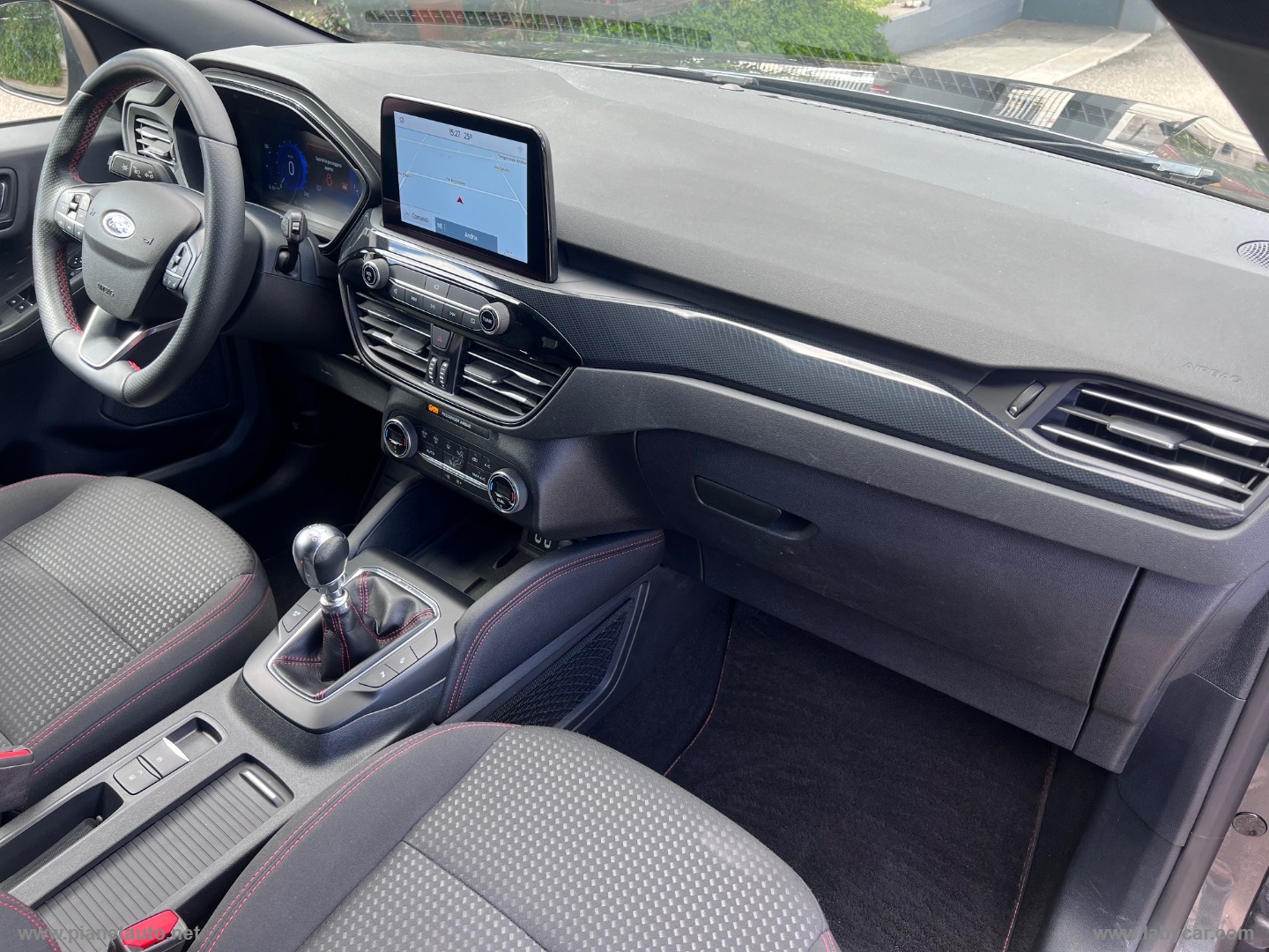 Kuga 1.5 EcoBlue 120 CV 2WD ST-Line - immagine 11