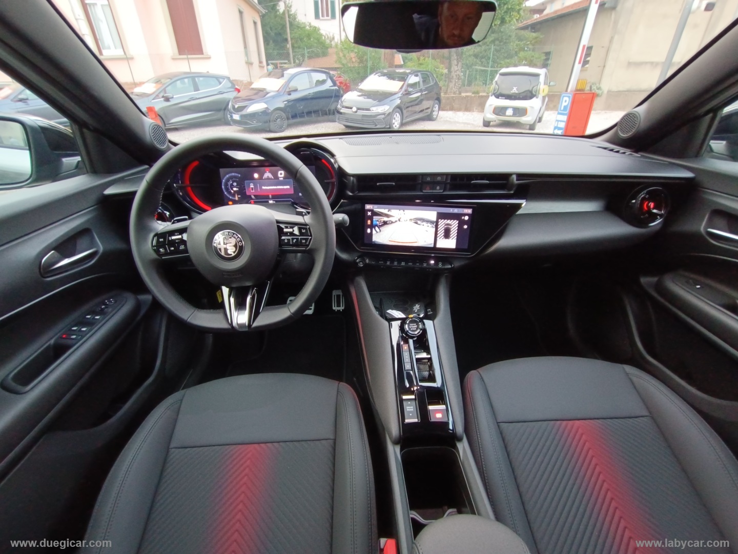 Junior 1.2 136 CV Hybrid eDCT6 Speciale - immagine 11