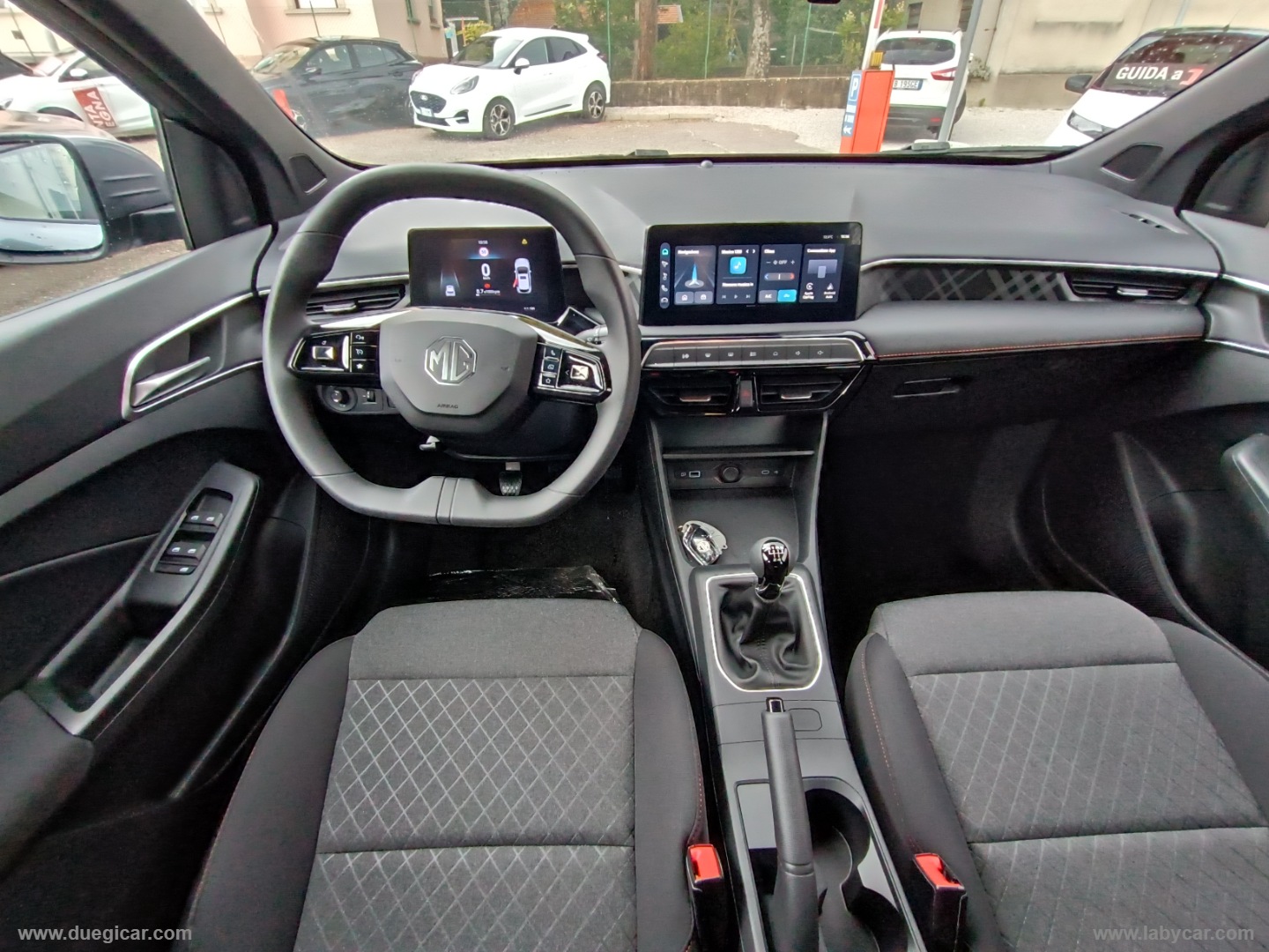 MG3 1.5 Comfort - immagine 11