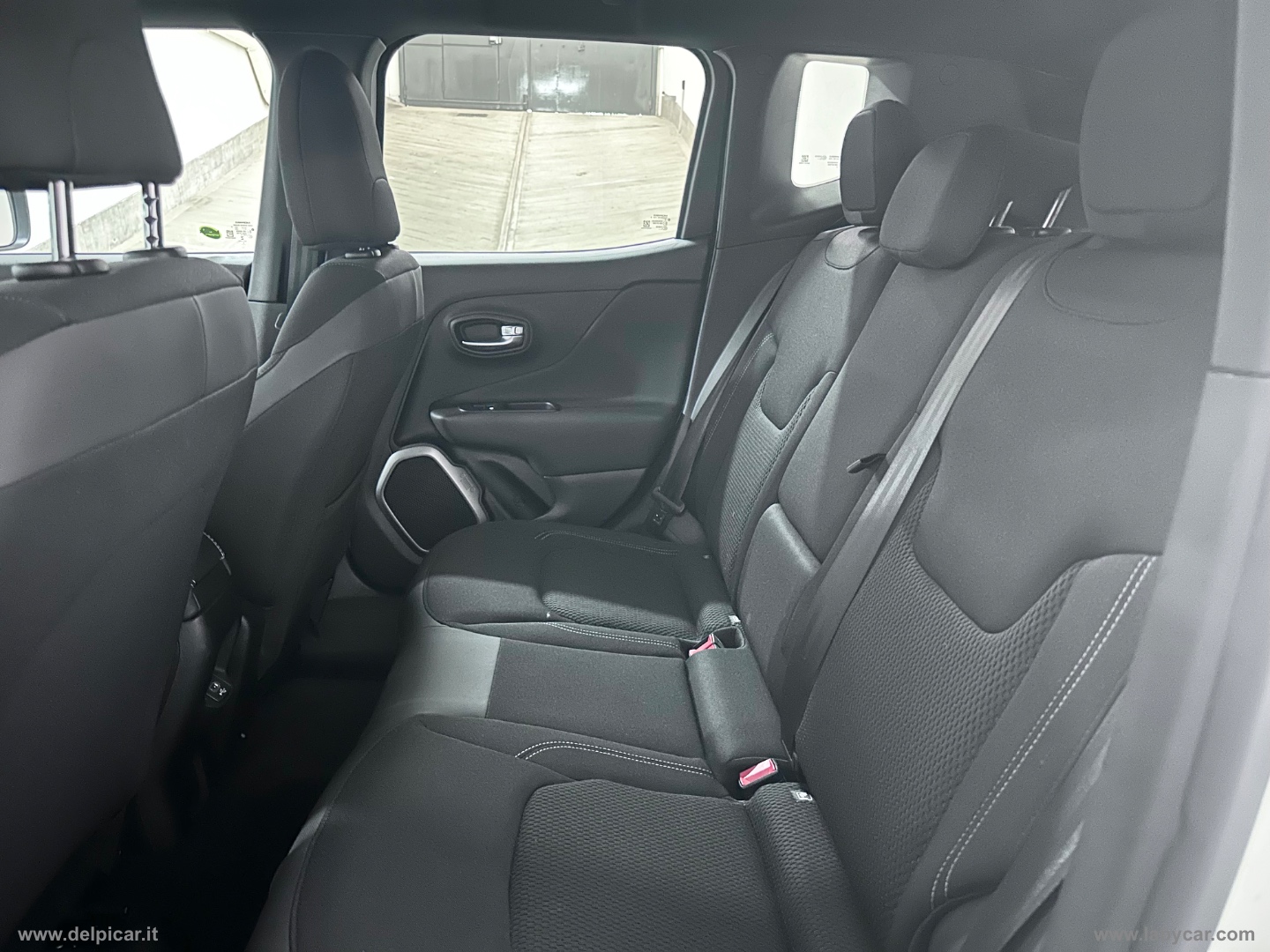 Renegade 1.6 Mjt 120CV S - immagine 11