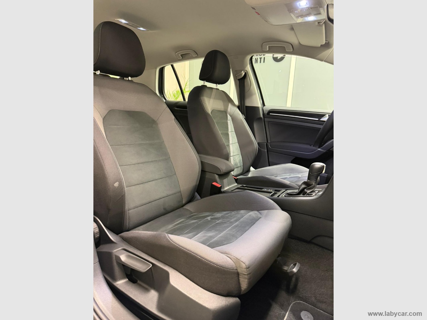 Golf 2.0 TDI 5p. Executive BMT - immagine 11
