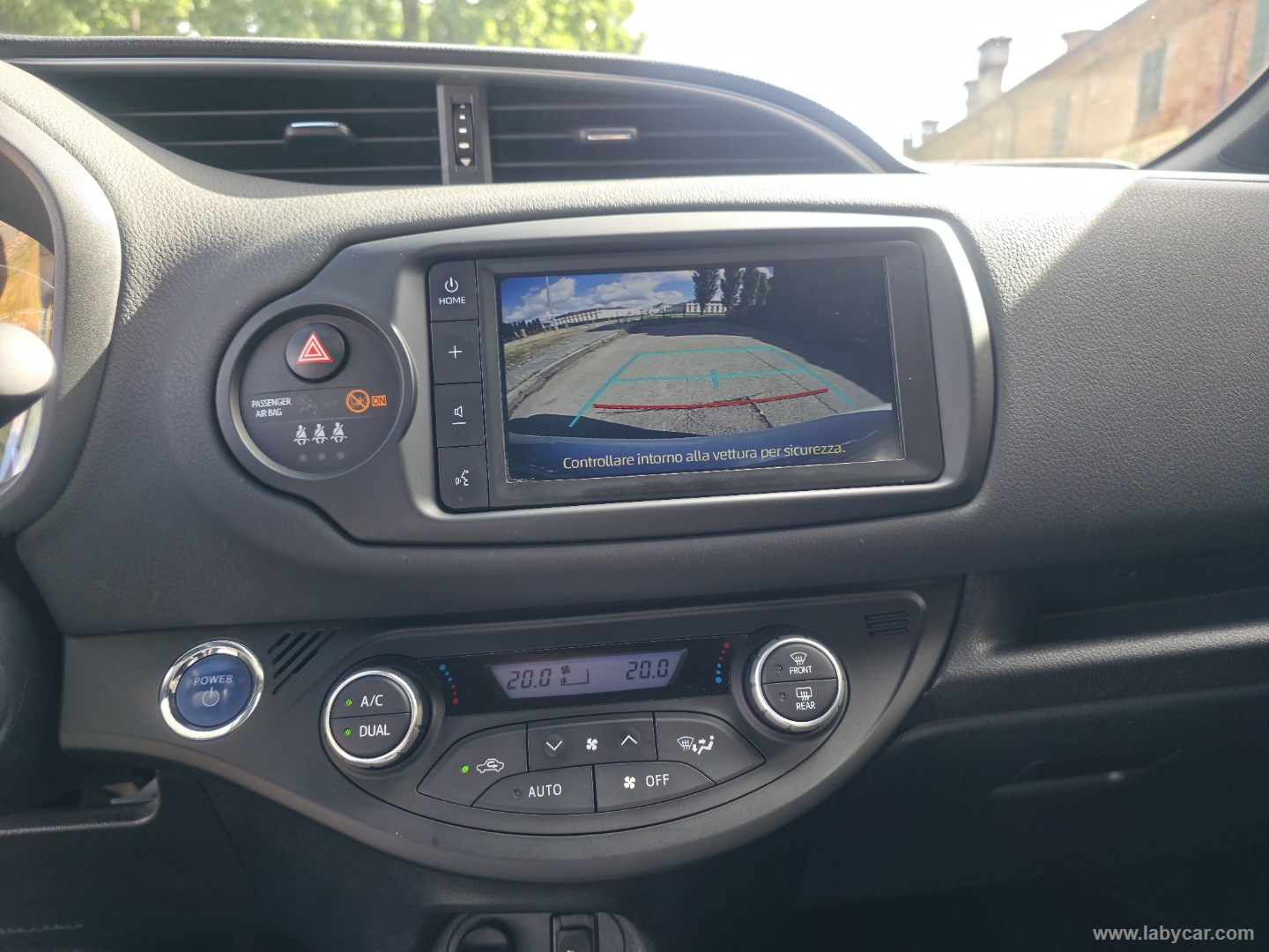 Yaris 1.5 Hybrid 5p. Y20 Bitone GARANZIA CASA MADRE - immagine 11