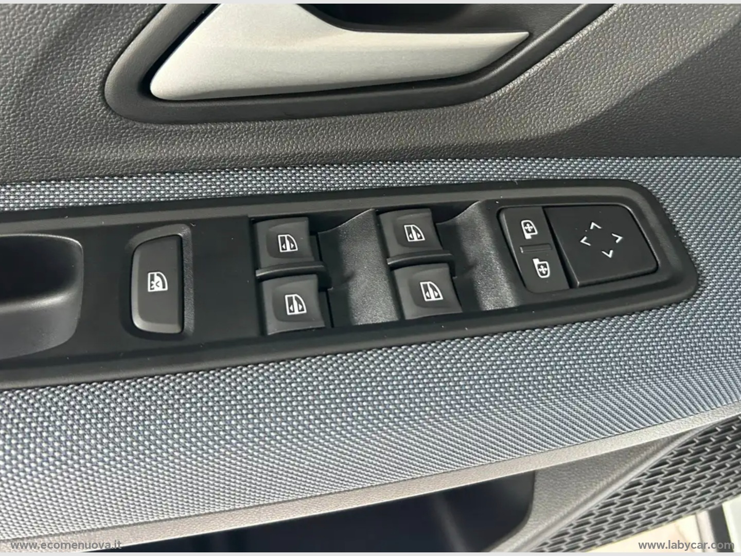 Sandero Stepway Eco-G 120CV Expression - immagine 11