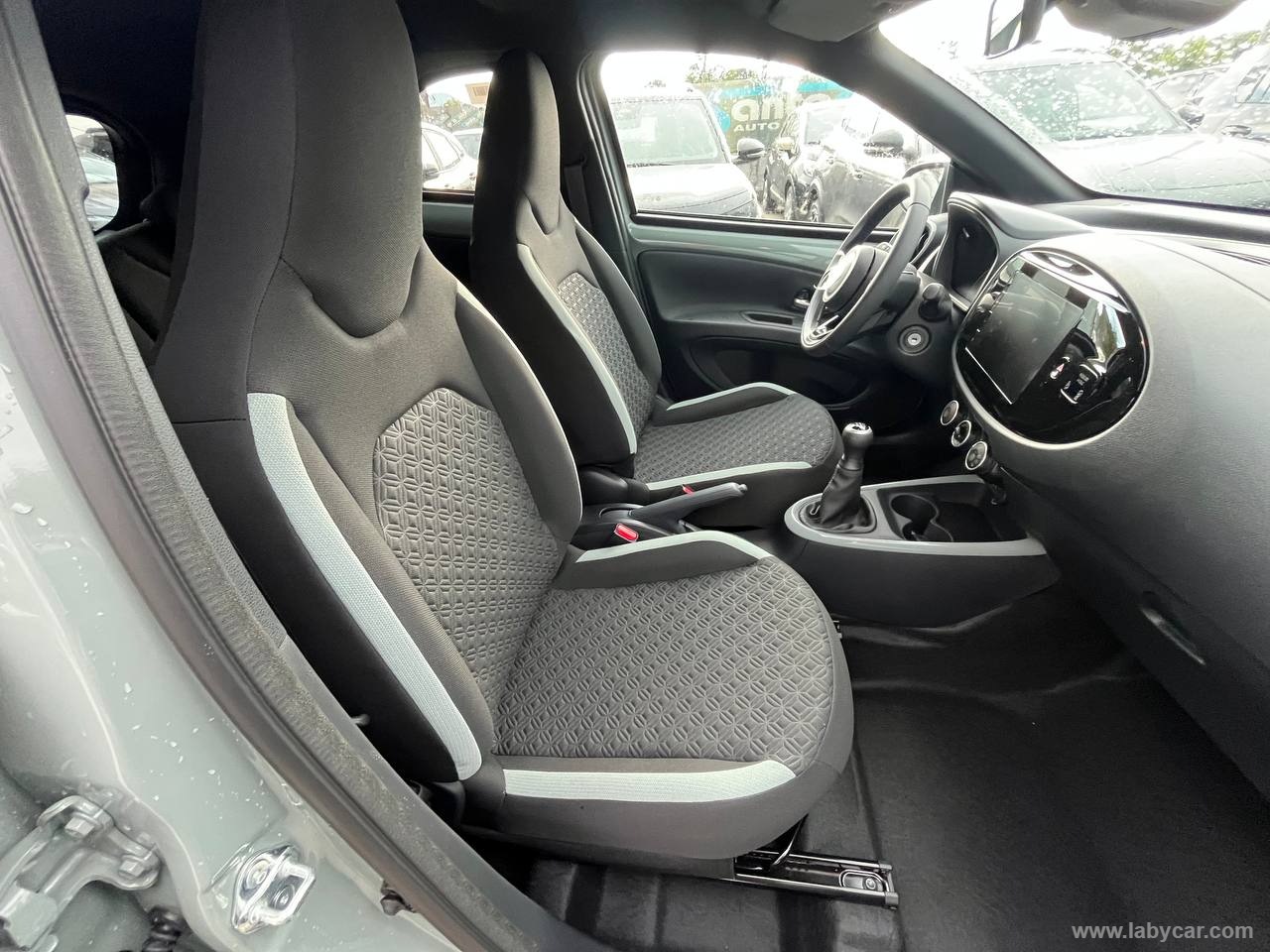 Aygo X 1.0 VVT-i 72 CV 5p. Lounge S-CVT - immagine 11