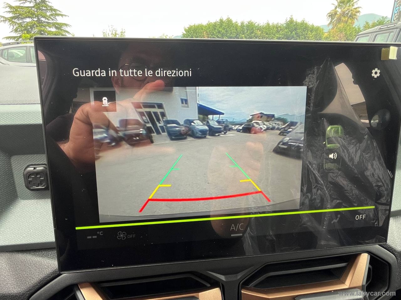 Duster Eco-G 120 CV auto Extreme - immagine 11