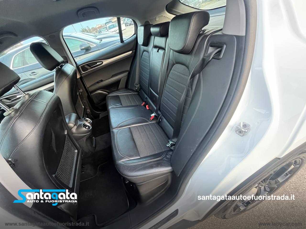 Stelvio 2.2 T.diesel 150CV AT8 RWD Super - immagine 11