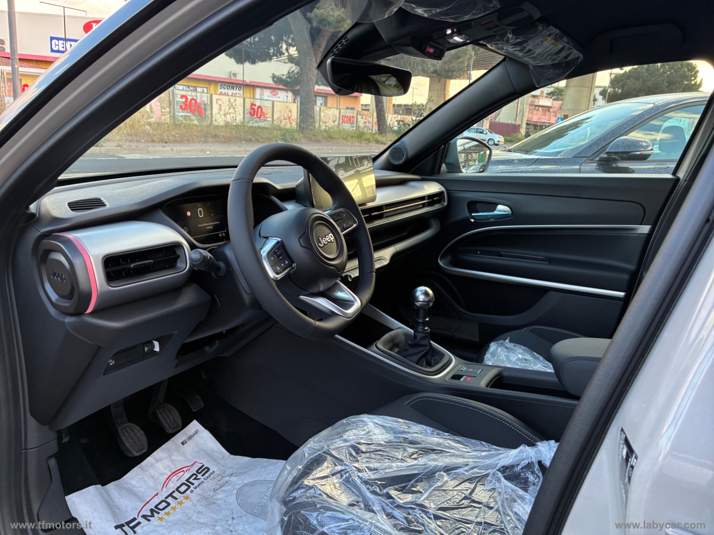 Avenger 1.2 Turbo 100 CV Summit - immagine 11
