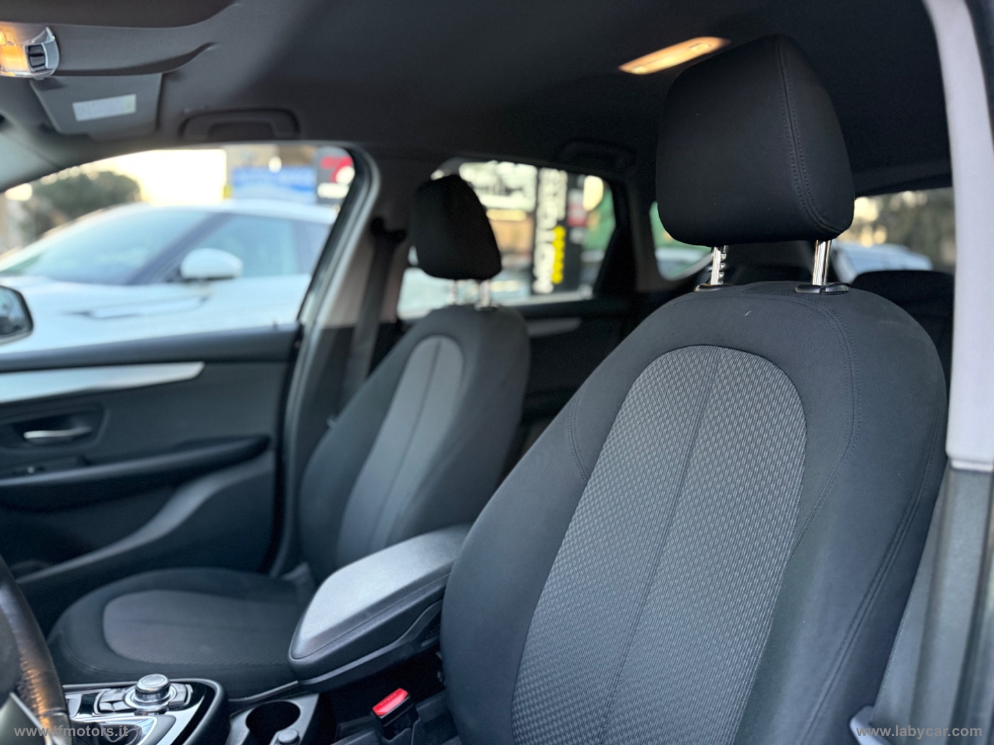 218d Active Tourer Advantage aut. - immagine 11