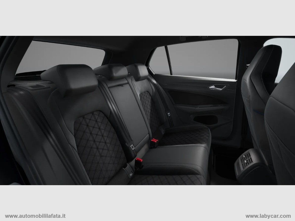 Golf 2.0 TDI 150 CV DSG SCR R-Line Plus DIESEL KM0 - immagine 11
