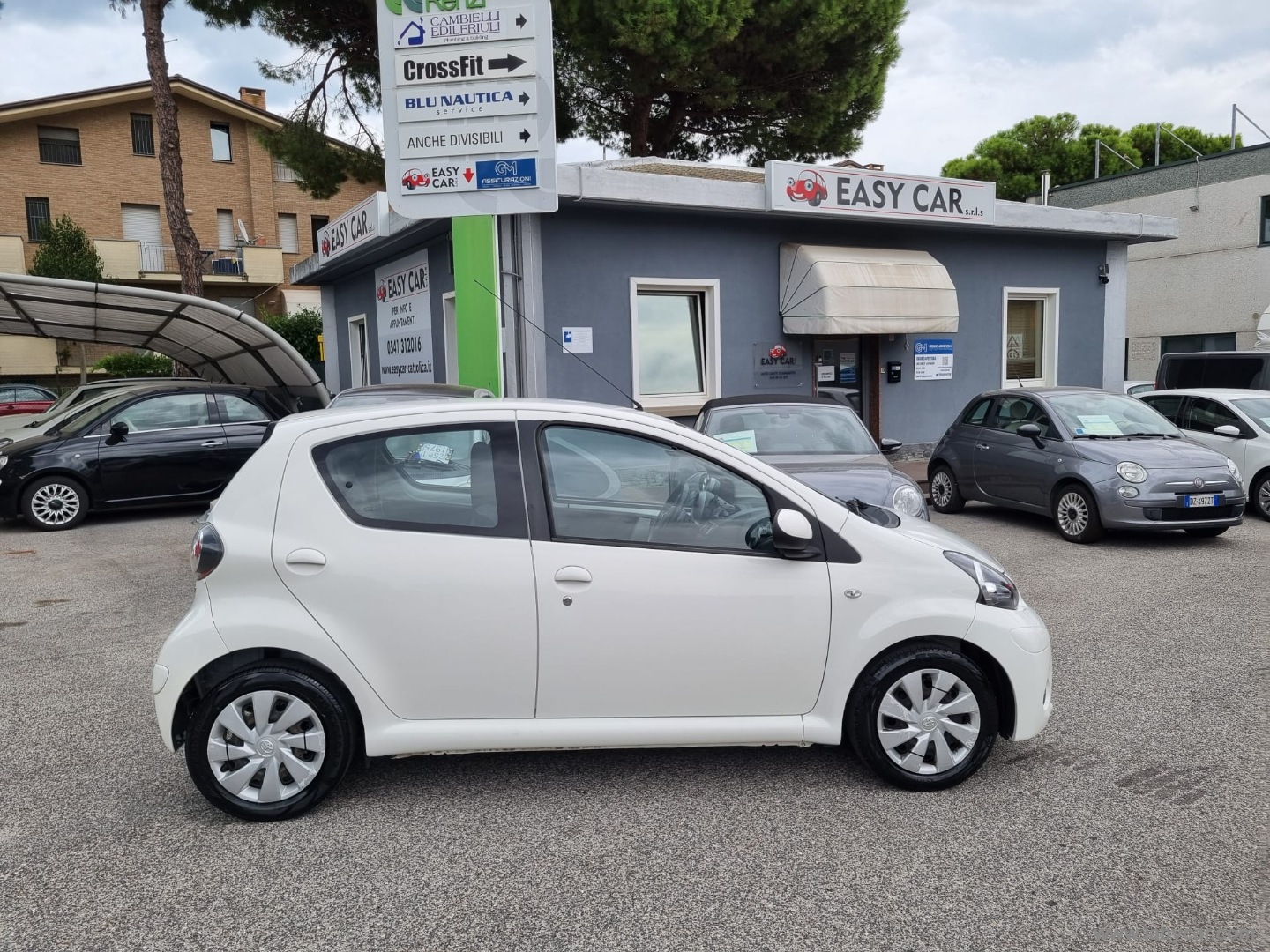 Aygo 1.0 12V VVT-i 5p. Lounge MMT - immagine 11