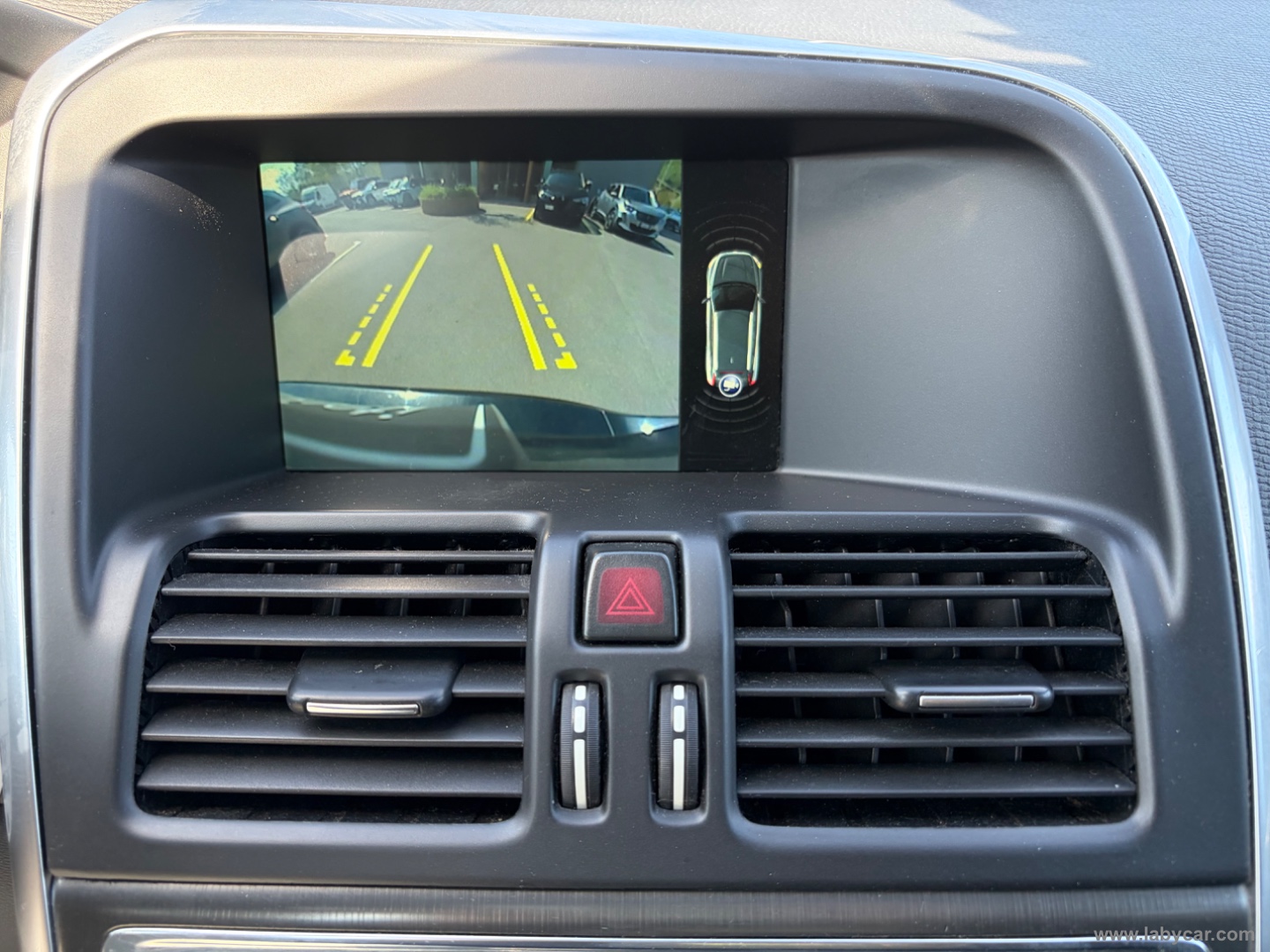XC60 D3 Geartronic Momentum - immagine 12