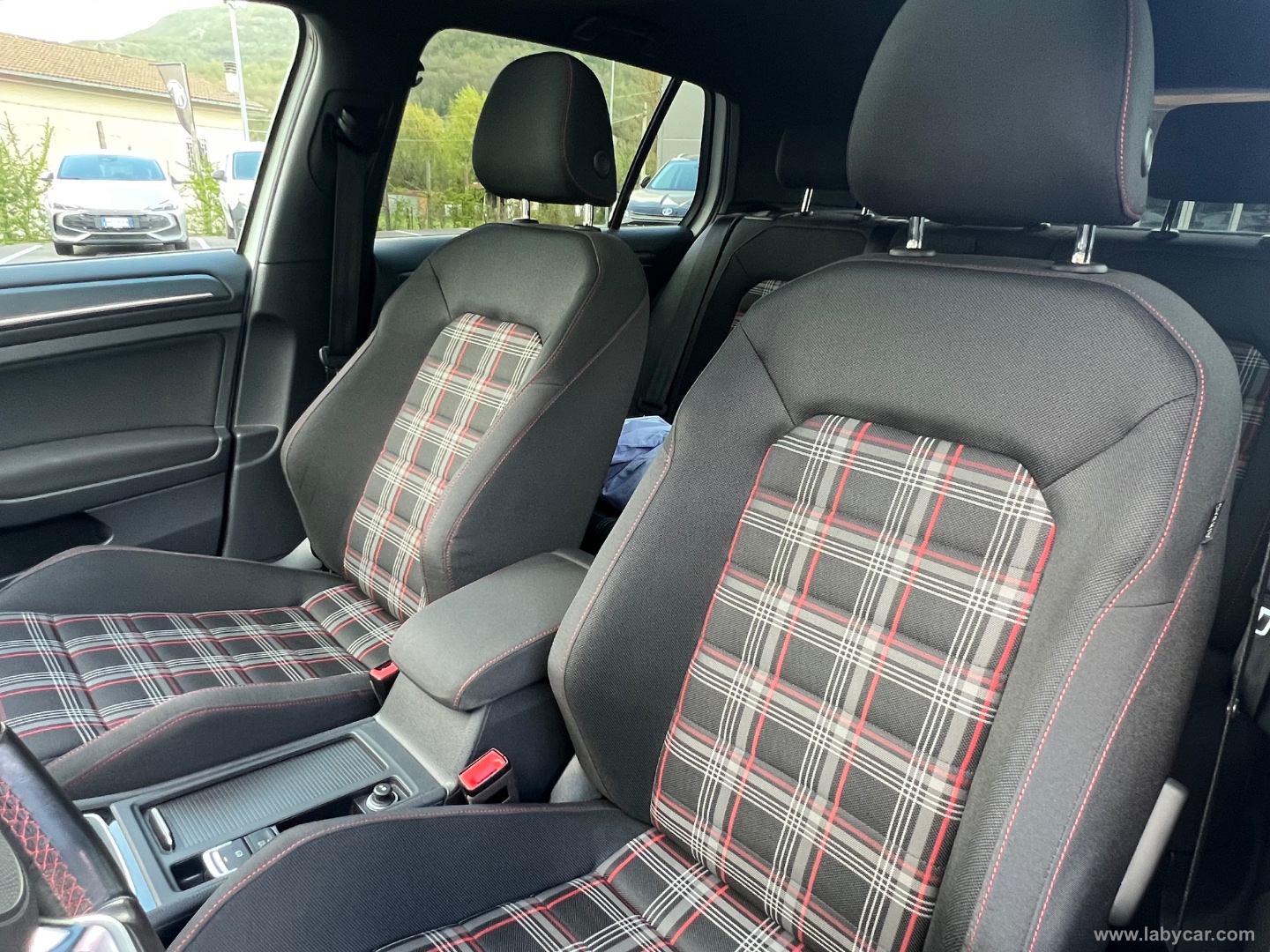 Golf GTI Perf. 2.0 245CV TSI DSG 5p. BMT - immagine 12