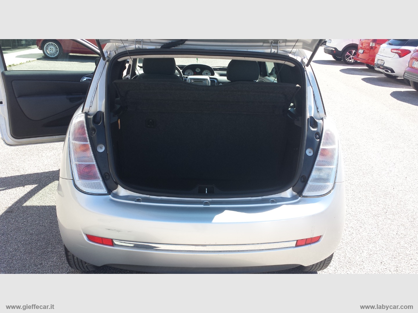 Ypsilon 1.2 Argento - immagine 12