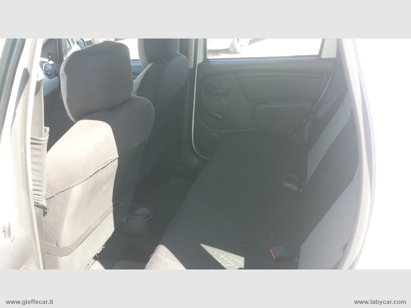 Duster 1.6 105 CAV. 4x2 GPL - immagine 12