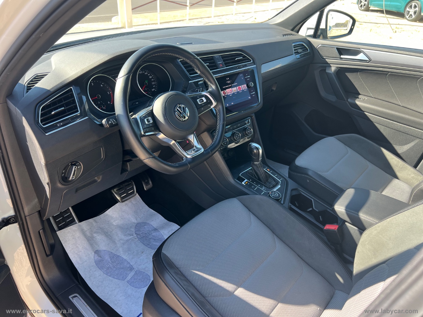 Tiguan 2.0 TDI DSG 4MOTION Sport BMT R-LINE - immagine 12