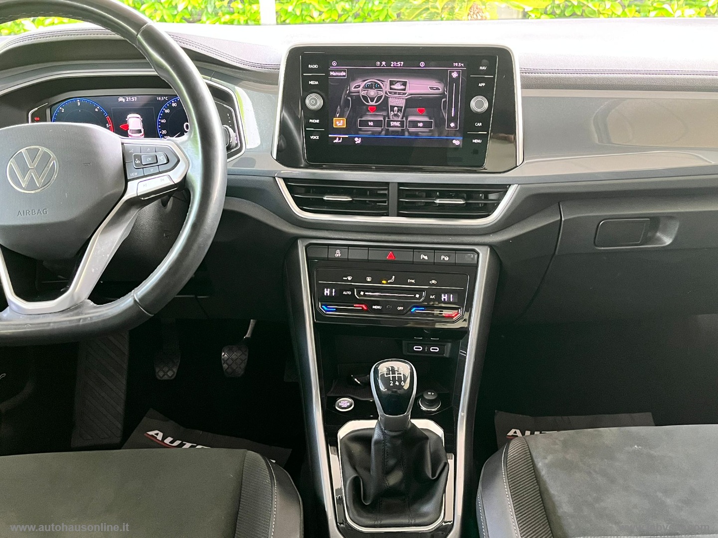 T-Roc 2.0 TDI 150CV Style BlueMot. Tech. - immagine 12