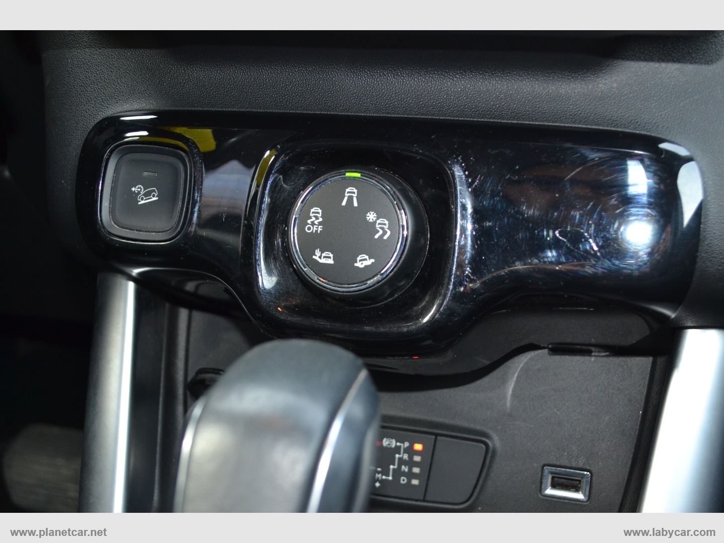 C3 Aircross BlueHDi 120 S&S EAT6 Shine - immagine 12