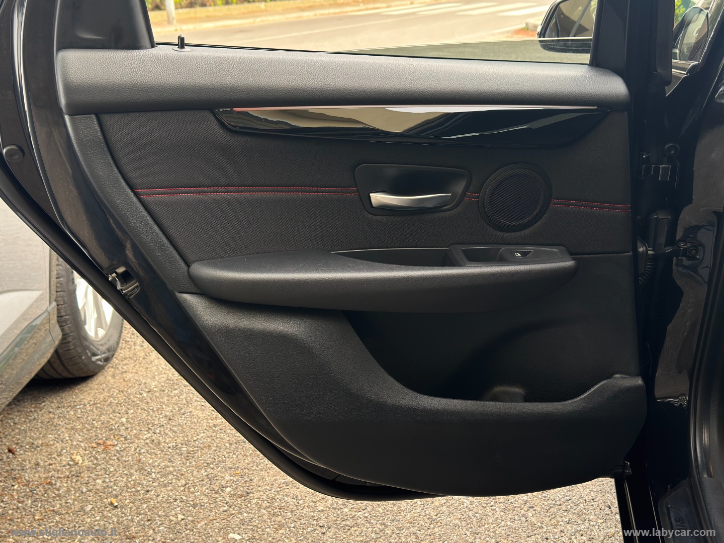 218d Active Tourer Sport - immagine 12