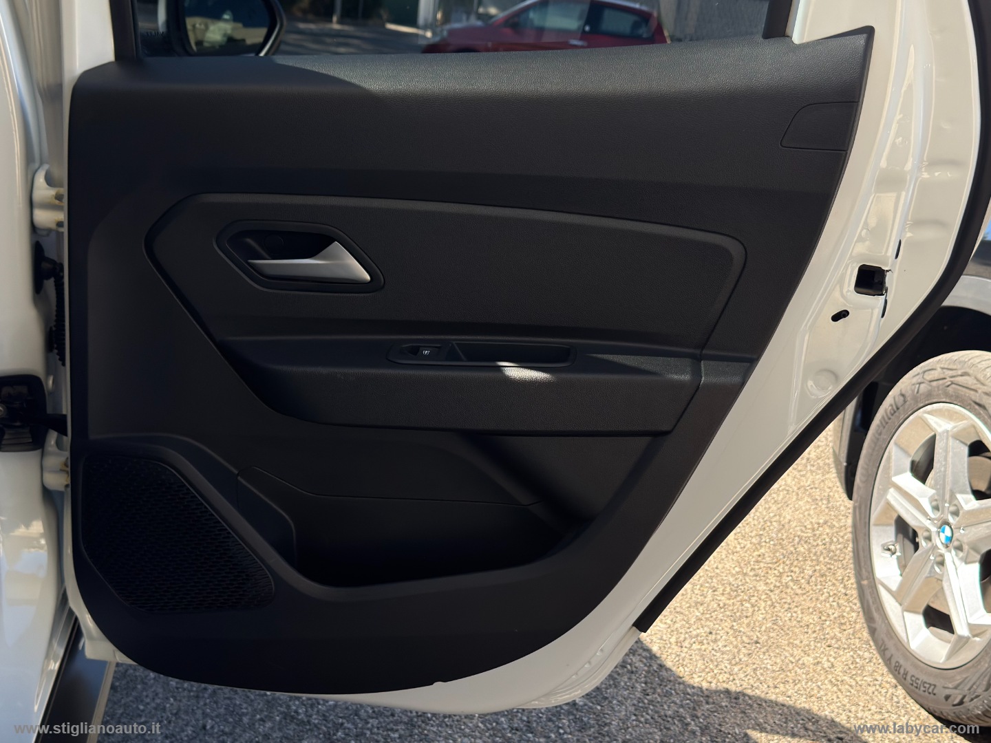 Duster 1.5 Blue dCi 8V 115CV 4x2 Essent. GANCIO TRAINO - immagine 12