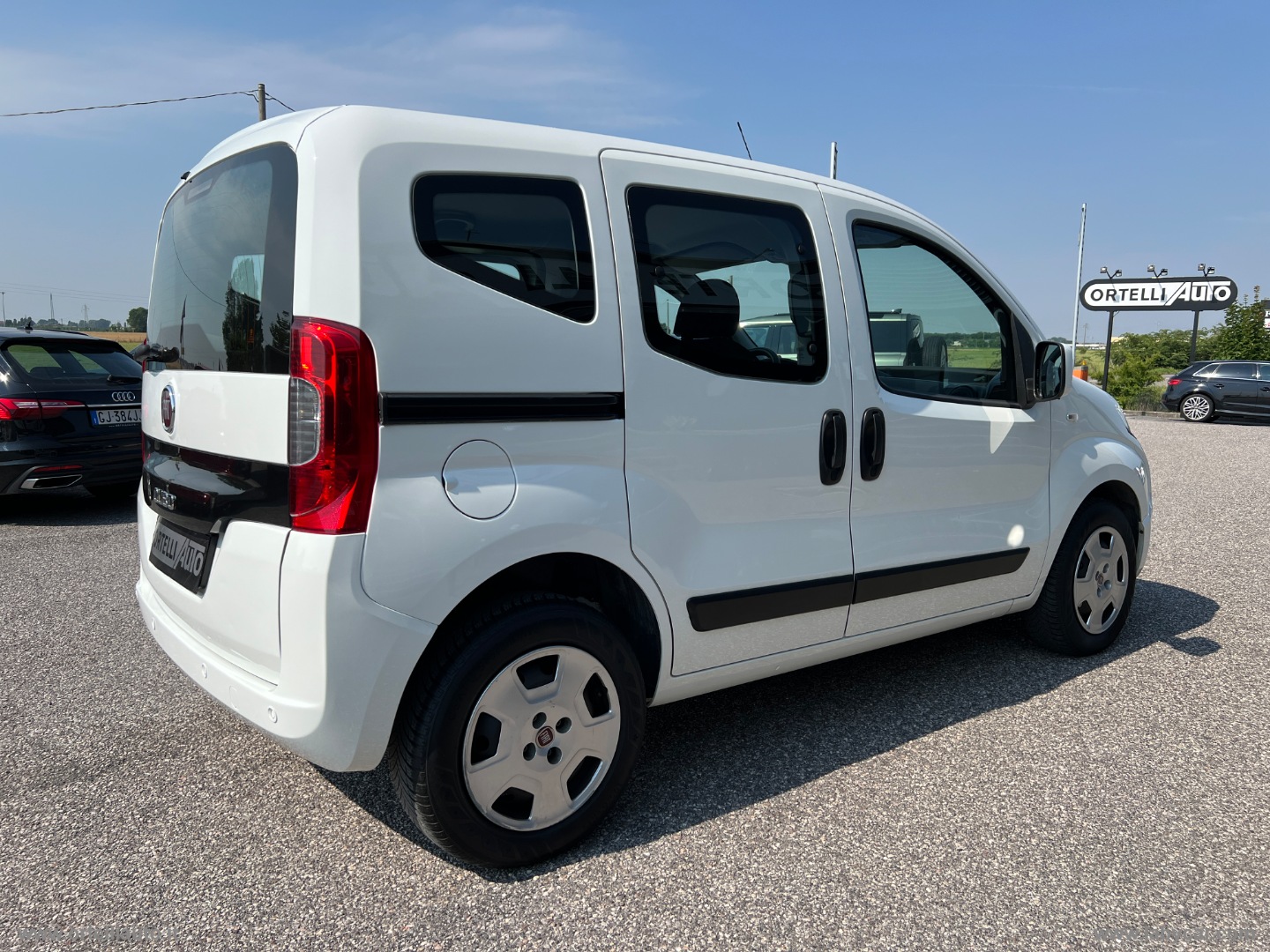 Fiorino QUBO 1.3 MJT 95CV SX +IVA - immagine 12
