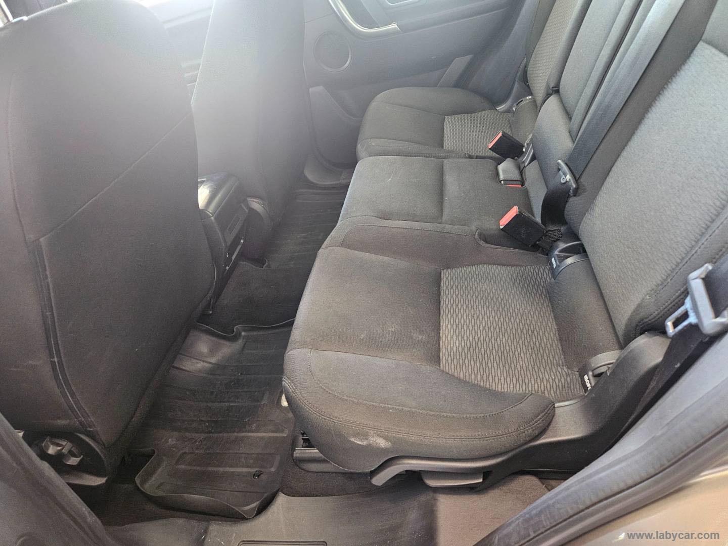 Discovery Sport 2.0 TD4 180 CV SE - immagine 12