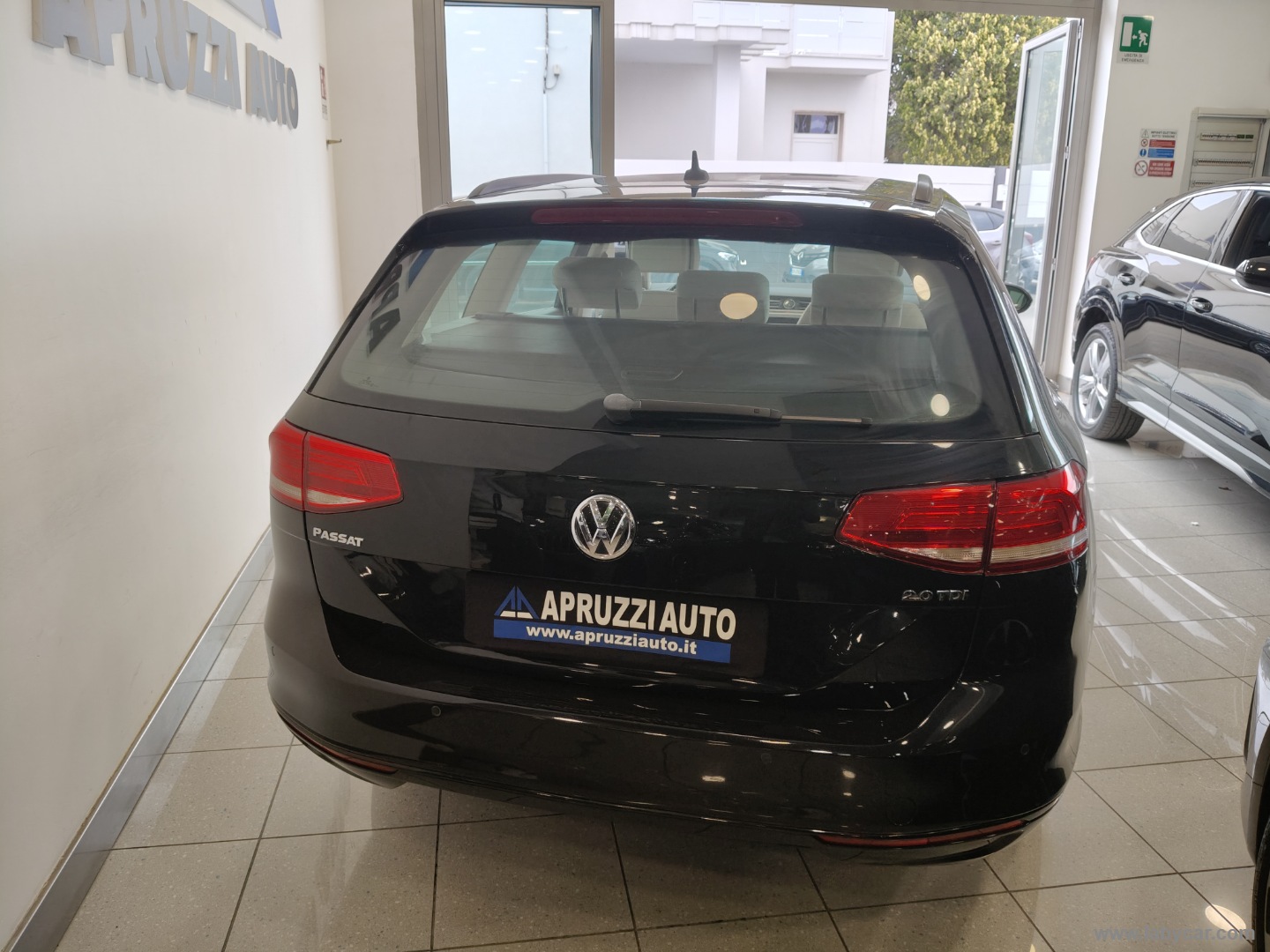 Passat Variant 2.0 TDI DSG Business BMT - immagine 12