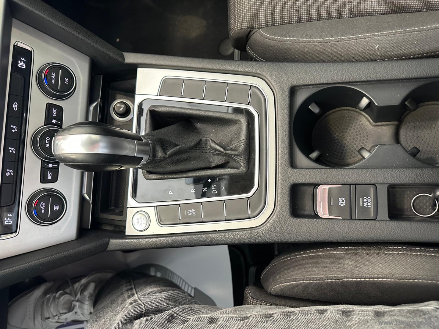 Passat Var. 1.6 TDI DSG Business BMT - immagine 12