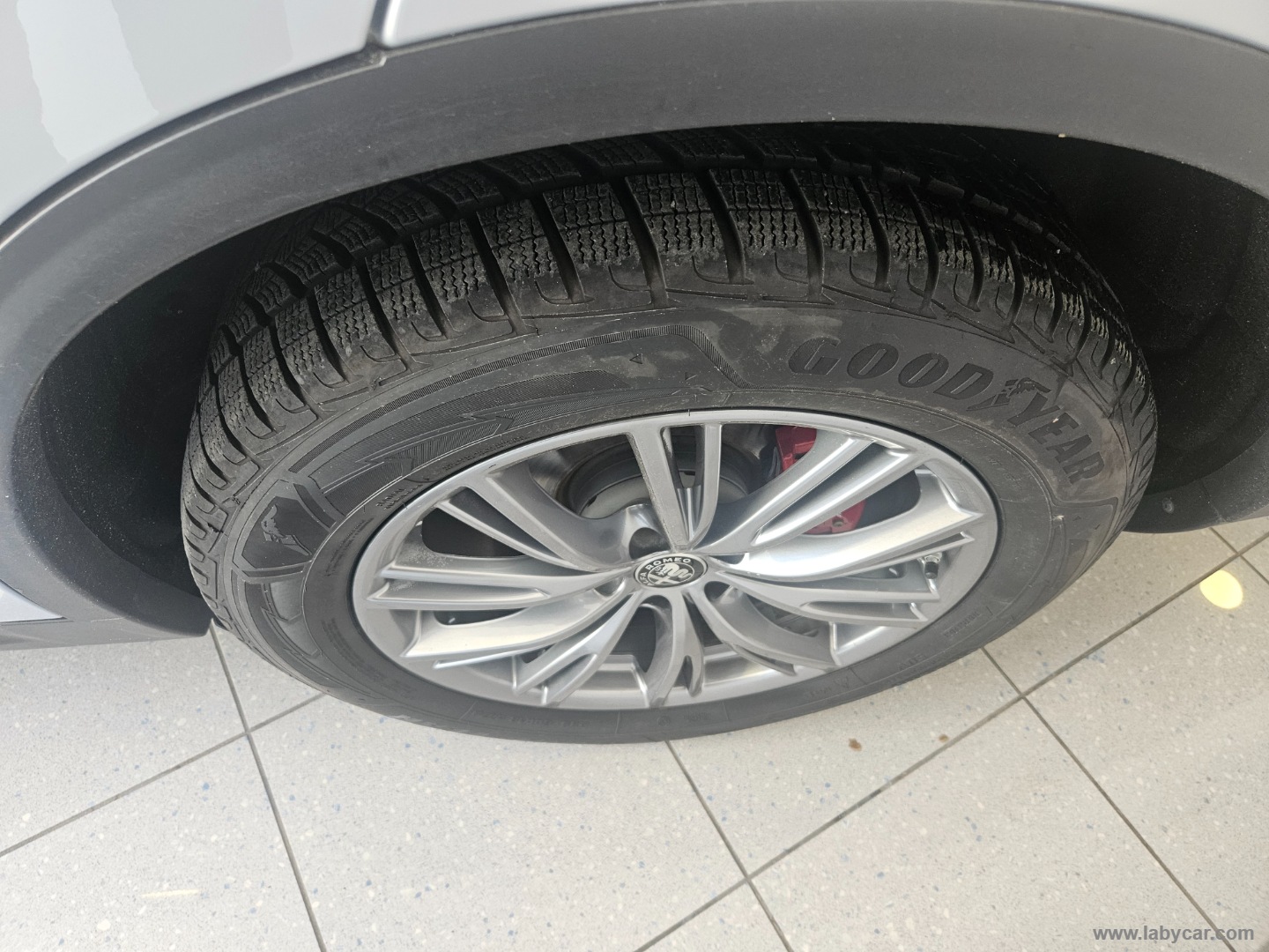 Stelvio 2.2 T.d. 190 CV AT8 Q4 Sup. Bus. - immagine 12