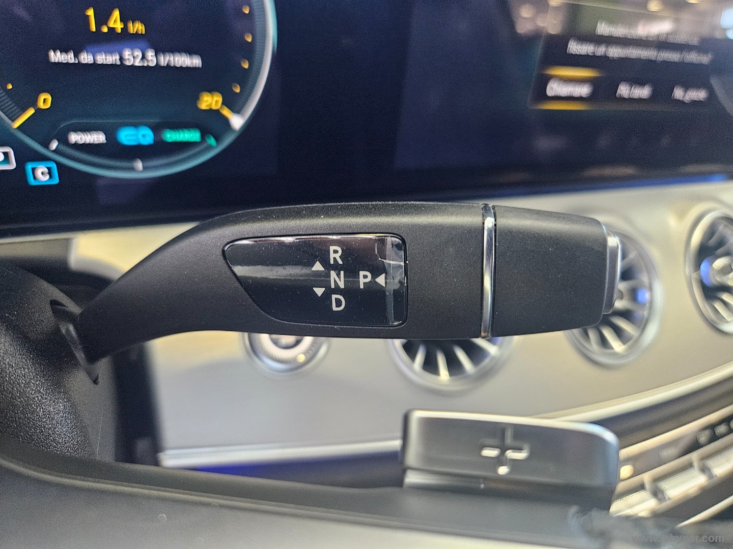 E 300 d Auto 4Matic Mild hybr. Prem. Pl. - immagine 12