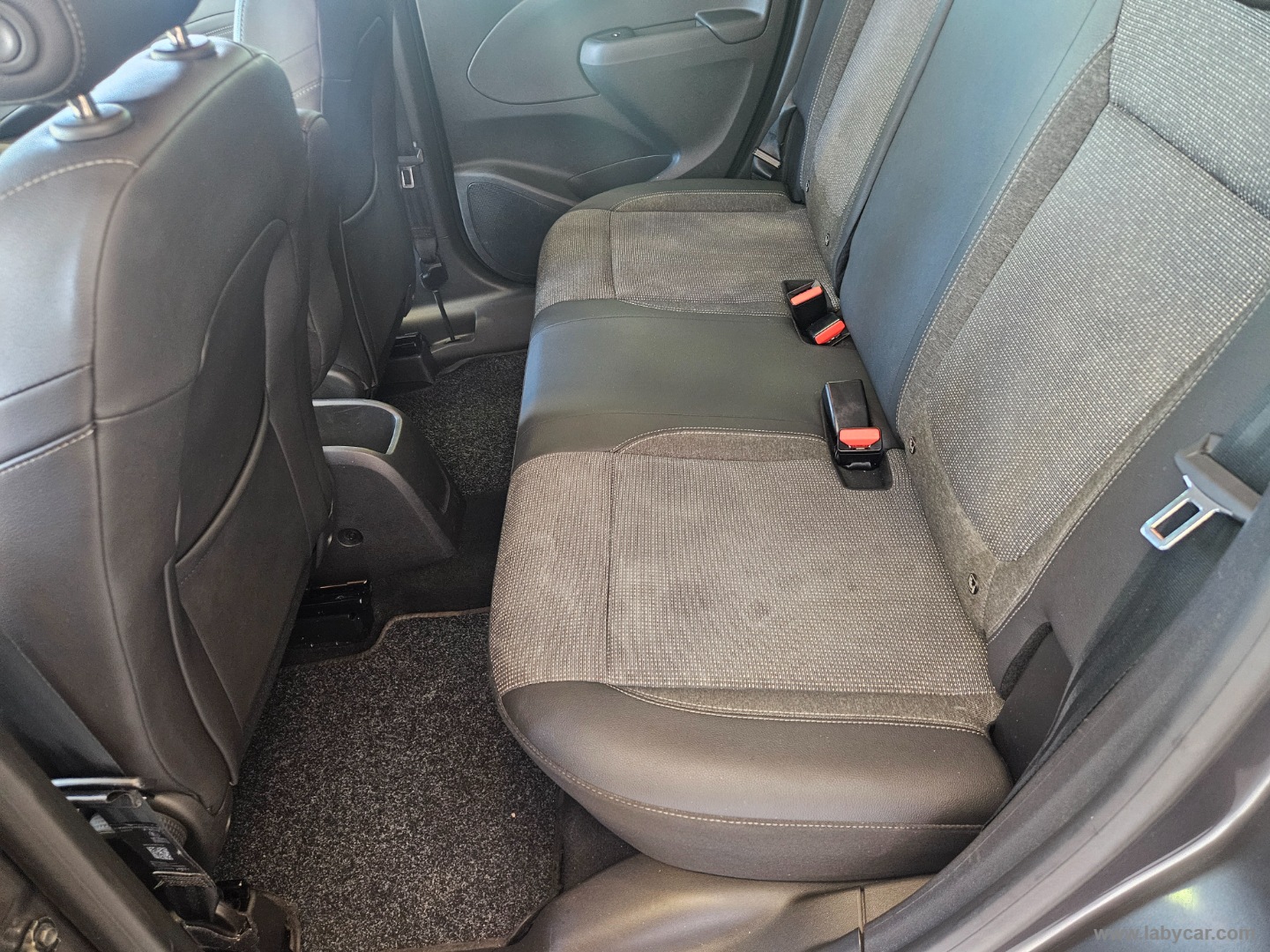 Crossland 1.2 T. 12V 110 CV S&S Elegance - immagine 12
