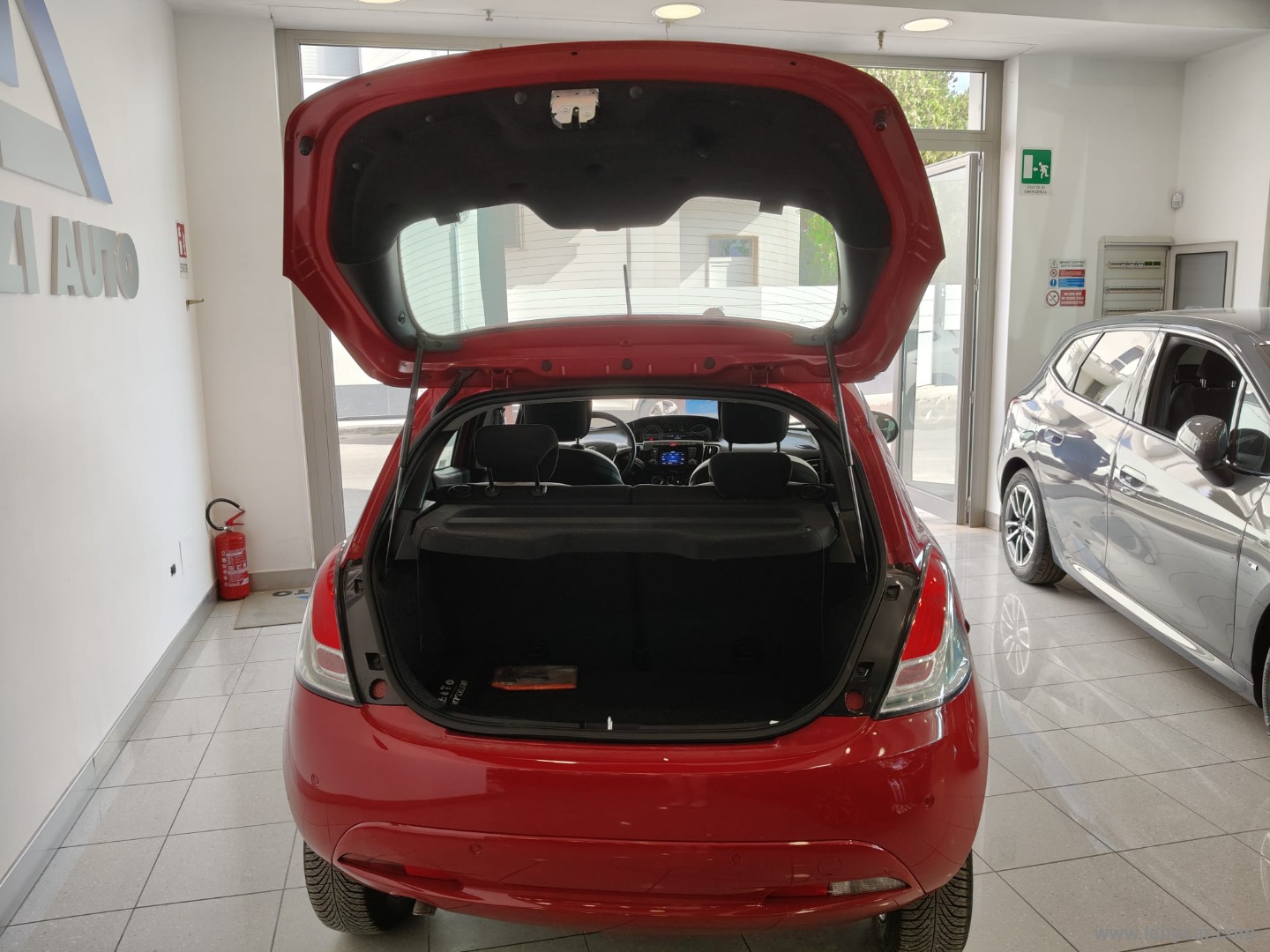 Ypsilon 0.9 TwinAir 5p. Met.Eco. Gold - immagine 12