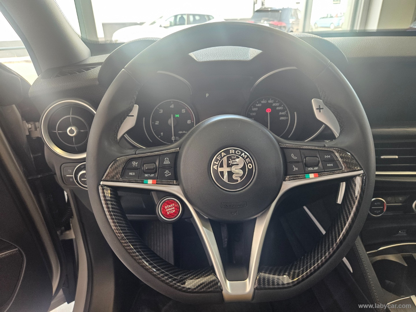 Stelvio 2.2 T.diesel 210 CV AT8 Q4 Exec. - immagine 12