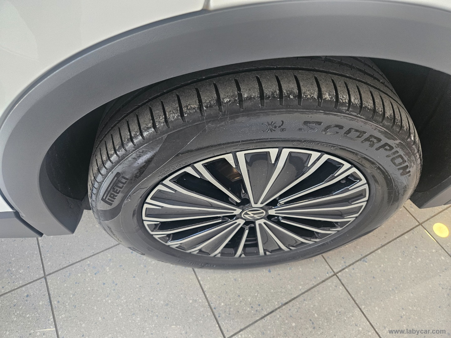 Tiguan 2.0 TDI 150 CV DSG Elegance - immagine 12