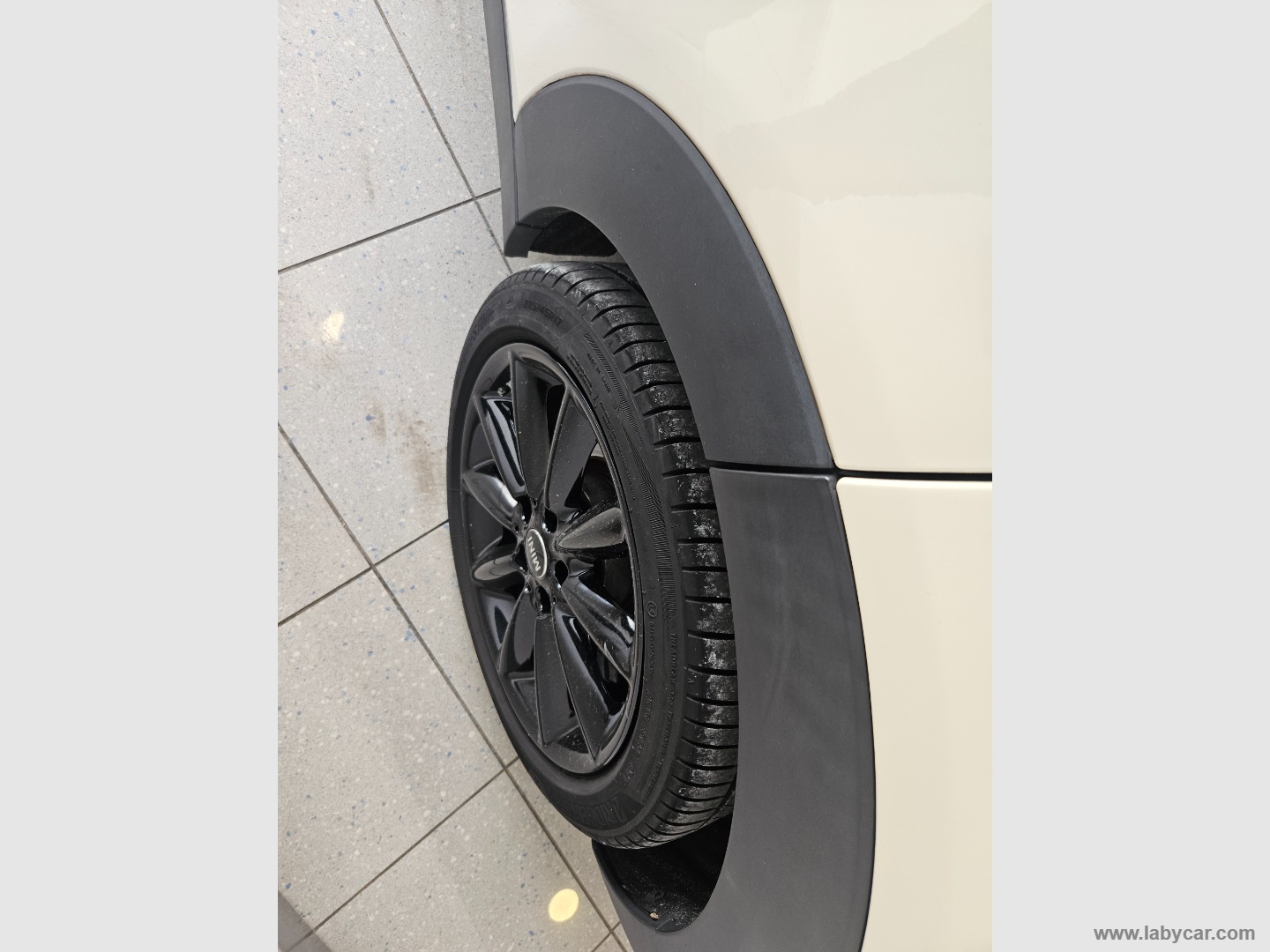 Mini Cooper D Business Clubman Aut. - immagine 12