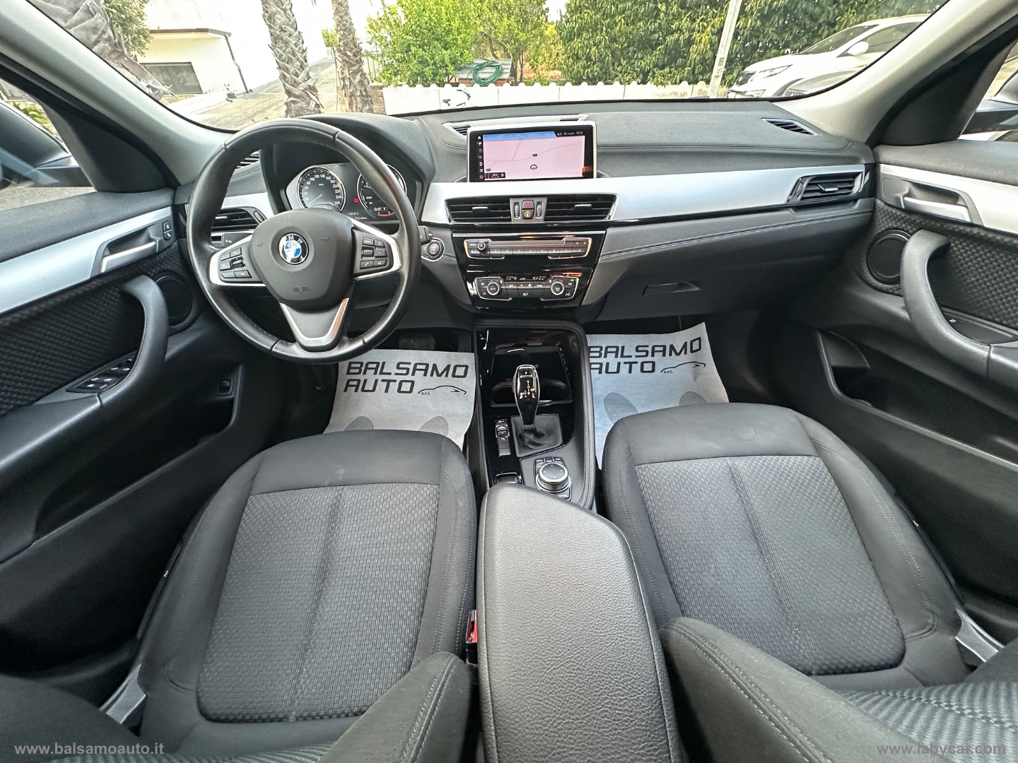 X2 xDrive18d Advantage - immagine 12