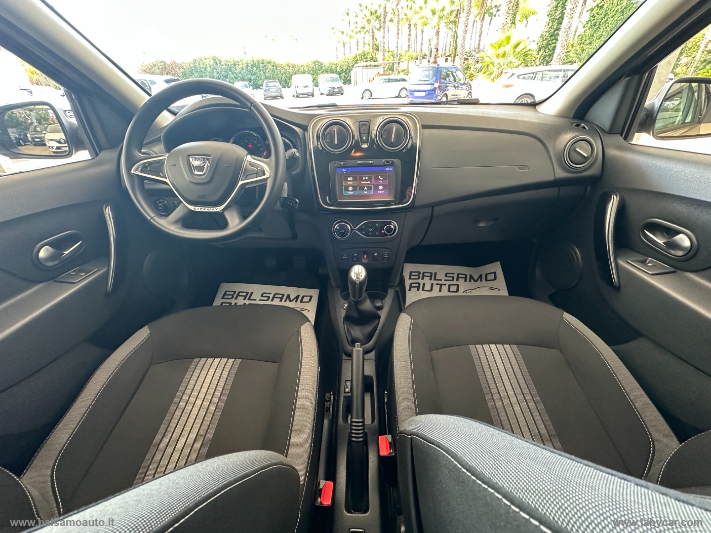 Sandero Stepway 0.9 TCe 12V T-GPL 90 S&S - immagine 12