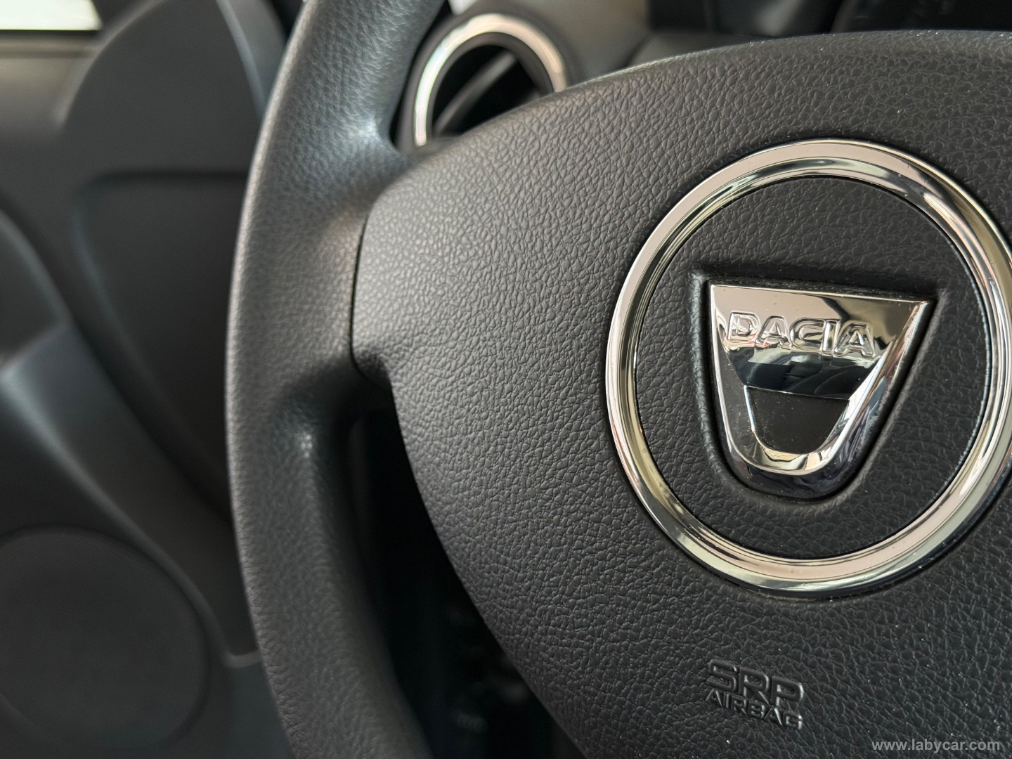 Duster 1.6 110 CV 4x2 GPL Lauréate - immagine 12